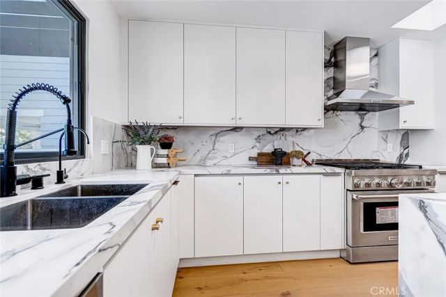 2100 Wendy Way, Manhattan Beach, CA 90266