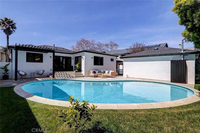 2100 Wendy Way, Manhattan Beach, CA 90266