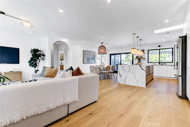 2100 Wendy Way, Manhattan Beach, CA 90266