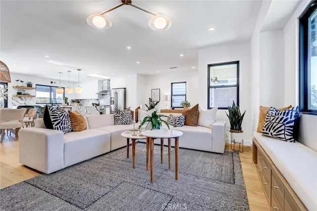 2100 Wendy Way, Manhattan Beach, CA 90266
