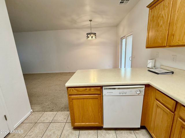 2300 E MAGMA Road 42, San Tan Valley, AZ 85143