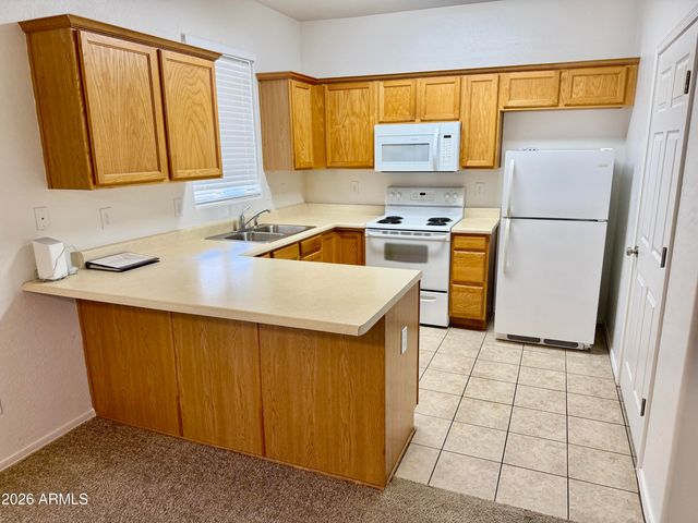 2300 E MAGMA Road 42, San Tan Valley, AZ 85143