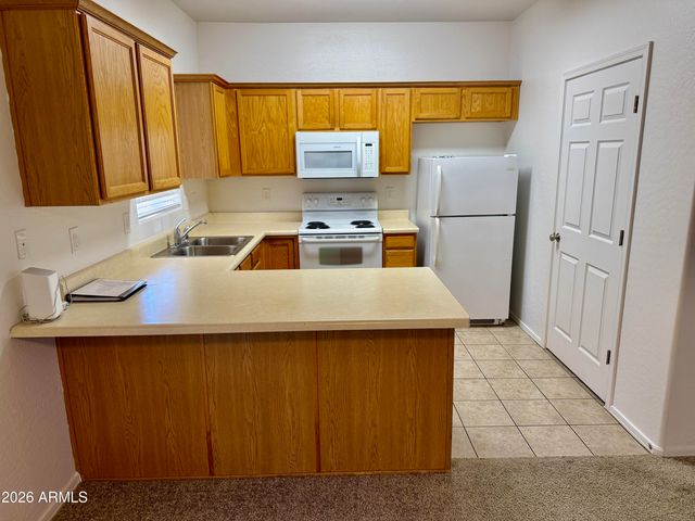 2300 E MAGMA Road 42, San Tan Valley, AZ 85143