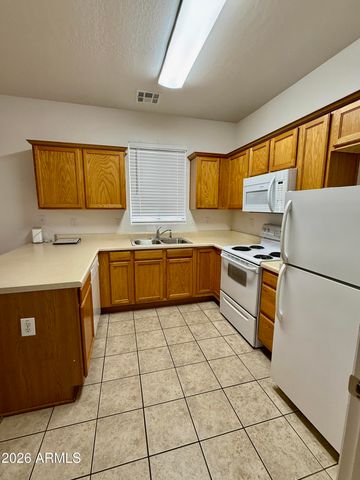 2300 E MAGMA Road 42, San Tan Valley, AZ 85143