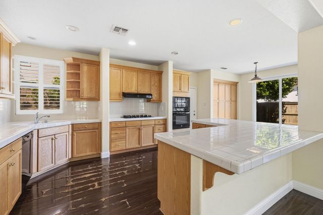 4402 Dunnwood Dr, El Dorado Hills, CA 95762