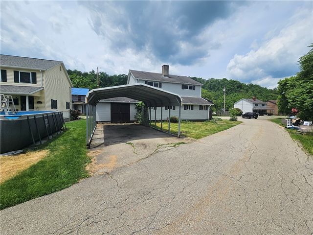 326 Riverside Dr, Rostraver, PA 15479