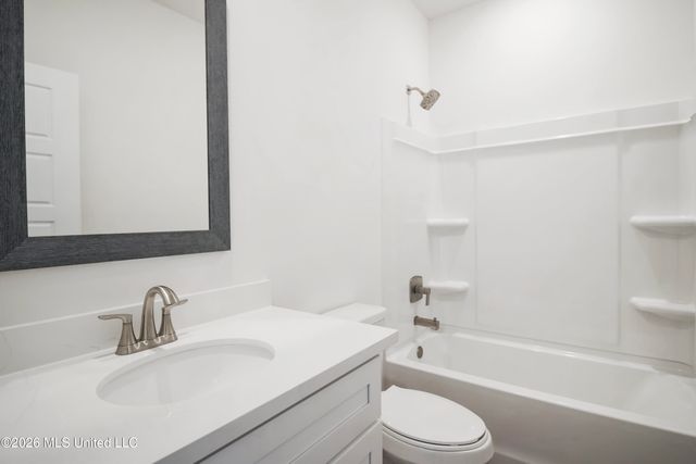 10582 Landon Meadows Drive, Gulfport, MS 39503