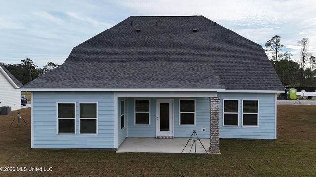 10582 Landon Meadows Drive, Gulfport, MS 39503