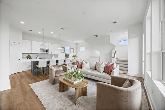 5354 Waleska, Houston, TX 77091