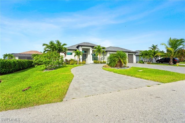 1521 SW 43rd LN, Cape Coral, FL 33914