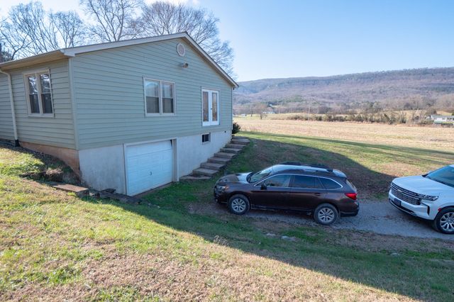 32096 U.S. 127, Pikeville, TN 37367