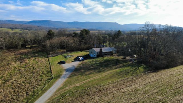 32096 U.S. 127, Pikeville, TN 37367