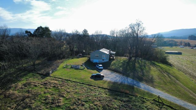 32096 U.S. 127, Pikeville, TN 37367