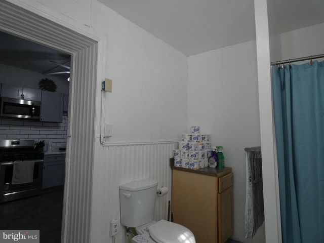 6605 N 7TH ST, Philadelphia, PA 19126