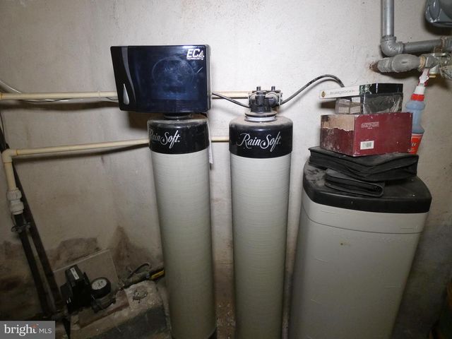 6605 N 7TH ST, Philadelphia, PA 19126