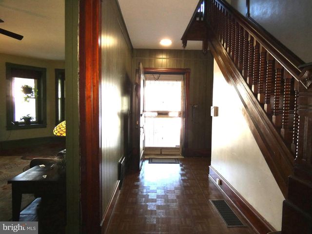 6605 N 7TH ST, Philadelphia, PA 19126