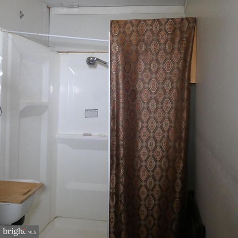 6605 N 7TH ST, Philadelphia, PA 19126