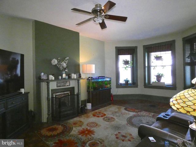 6605 N 7TH ST, Philadelphia, PA 19126