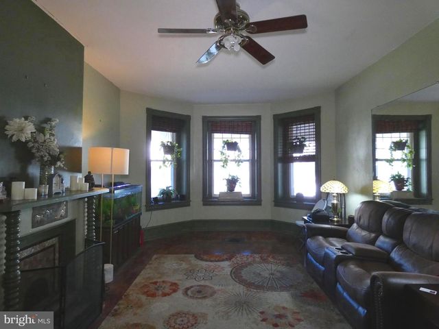 6605 N 7TH ST, Philadelphia, PA 19126