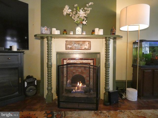 6605 N 7TH ST, Philadelphia, PA 19126