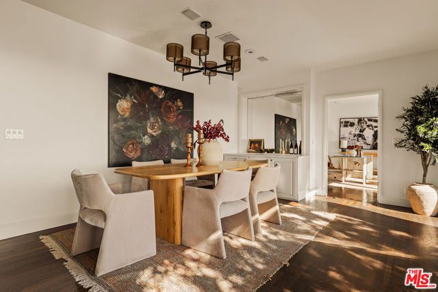 9279 Sierra Mar Drive, Los Angeles, CA 90069