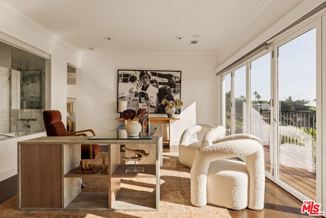 9279 Sierra Mar Drive, Los Angeles, CA 90069