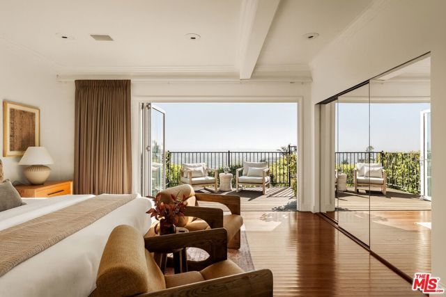 9279 Sierra Mar Drive, Los Angeles, CA 90069