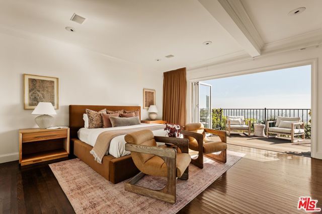 9279 Sierra Mar Drive, Los Angeles, CA 90069