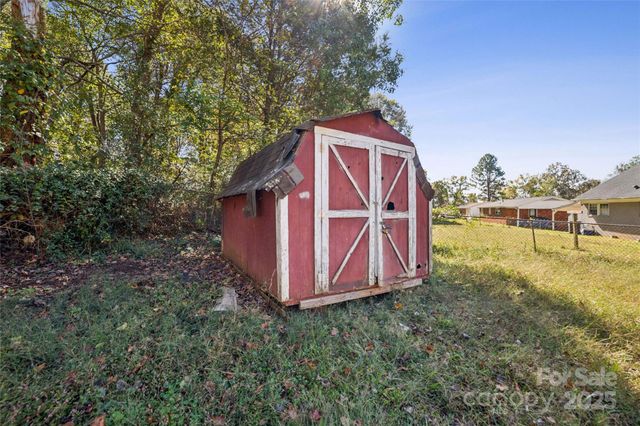 1129 Rita Avenue, Statesville, NC 4832