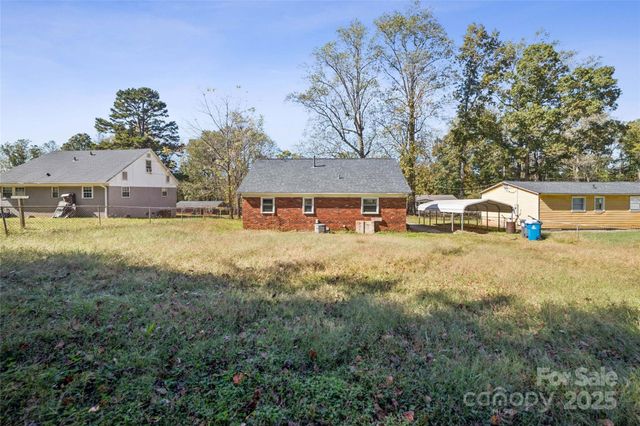 1129 Rita Avenue, Statesville, NC 4832
