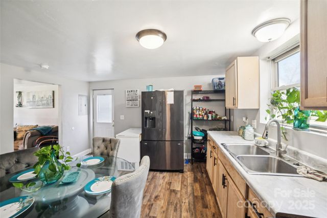 1129 Rita Avenue, Statesville, NC 4832