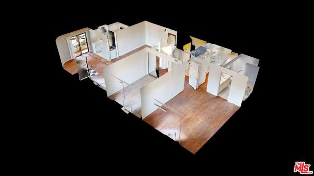 8710 Independence Avenue 301, Canoga Park (los Angeles), CA 91304