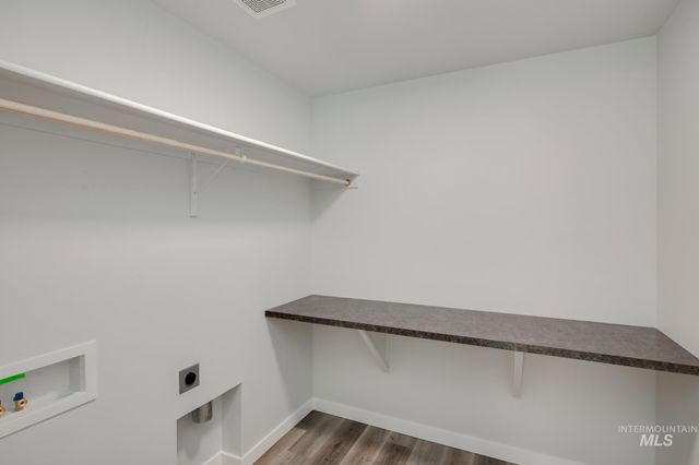2051 S Summerson Way, Meridian, ID 83642