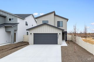 2051 S Summerson Way, Meridian, ID 83642