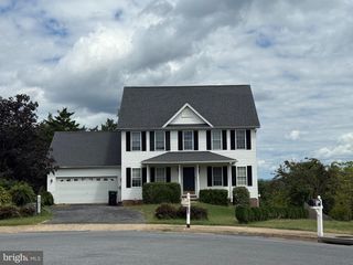 51 CRYSTAL HILL CT, Strasburg, VA 22657