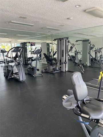 8500 SW 212th St 106, Cutler Bay, FL 33189