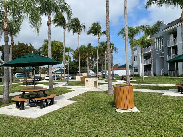 8500 SW 212th St 106, Cutler Bay, FL 33189