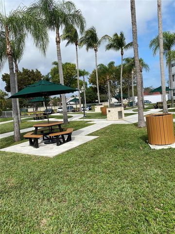 8500 SW 212th St 106, Cutler Bay, FL 33189