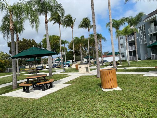 8500 SW 212th St 106, Cutler Bay, FL 33189