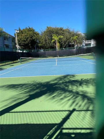 8500 SW 212th St 106, Cutler Bay, FL 33189