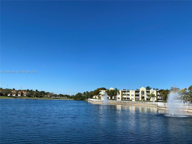 8500 SW 212th St 106, Cutler Bay, FL 33189