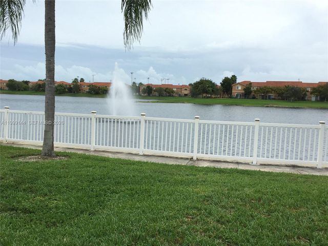 8500 SW 212th St 106, Cutler Bay, FL 33189