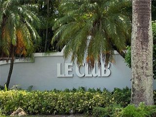 8500 SW 212th St 106, Cutler Bay, FL 33189