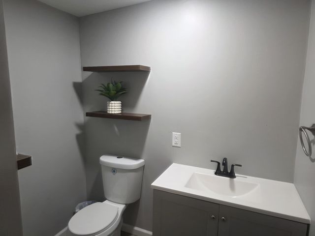 2713 W Merton Ave, Wichita, KS 67213