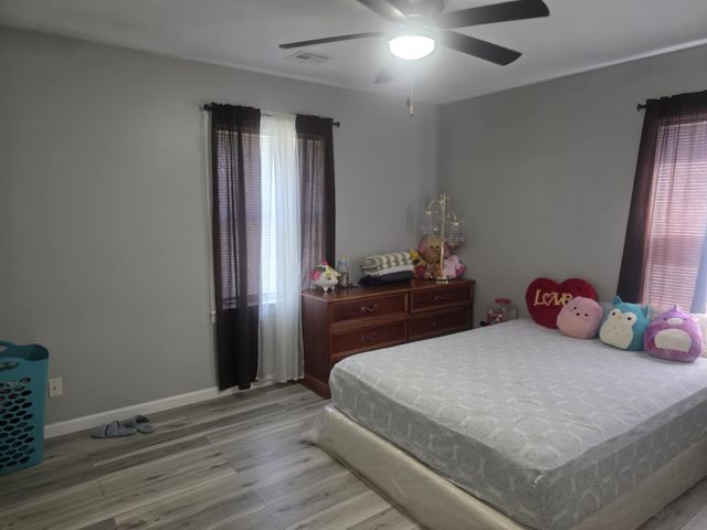 2713 W Merton Ave, Wichita, KS 67213