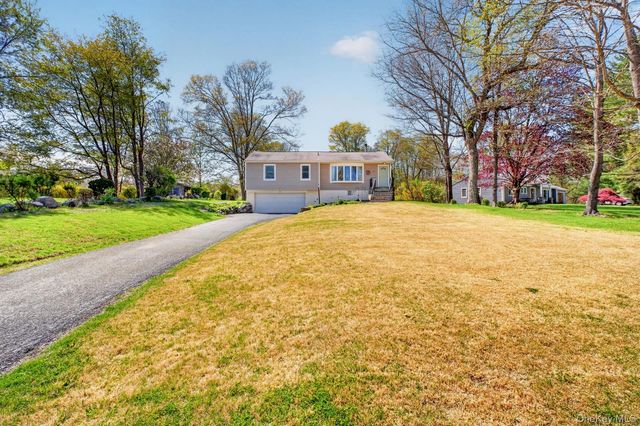 65 Ann Road, Carmel, NY 10512