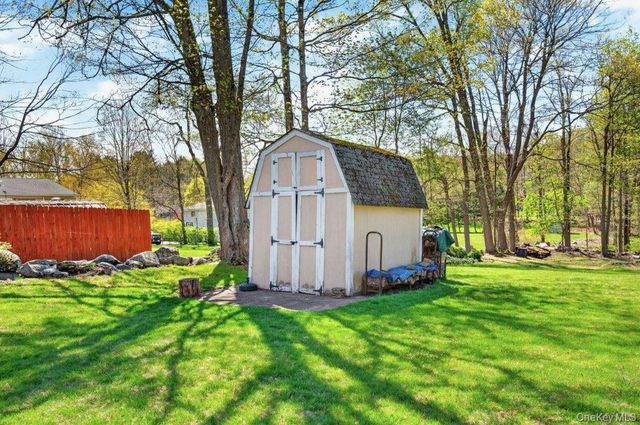 65 Ann Road, Carmel, NY 10512
