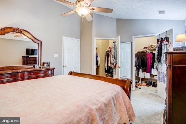 5036 FINSBURY RD, Baltimore, MD 21237