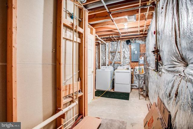 5036 FINSBURY RD, Baltimore, MD 21237