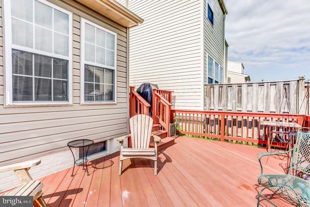 5036 FINSBURY RD, Baltimore, MD 21237